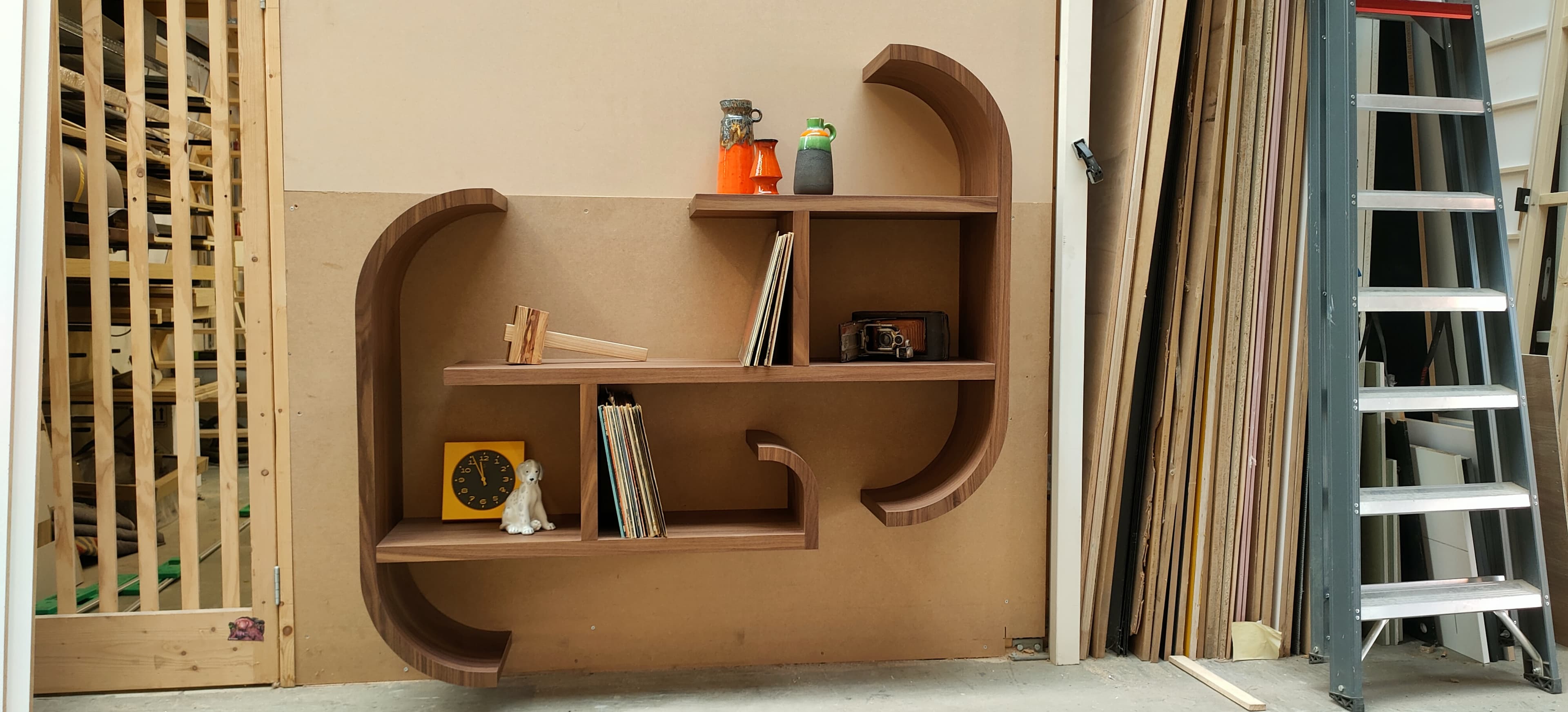 Organisch wandrek in de werkplaats